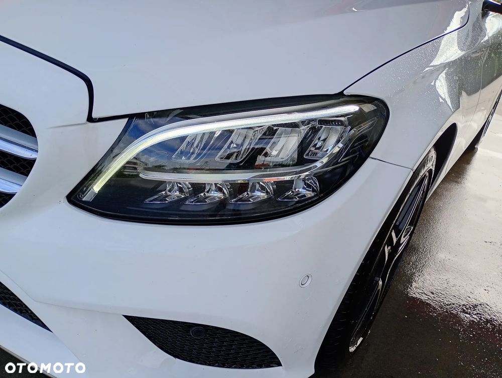 Mercedes-Benz Klasa C 220 d T 9G-TRONIC Avantgarde - 6