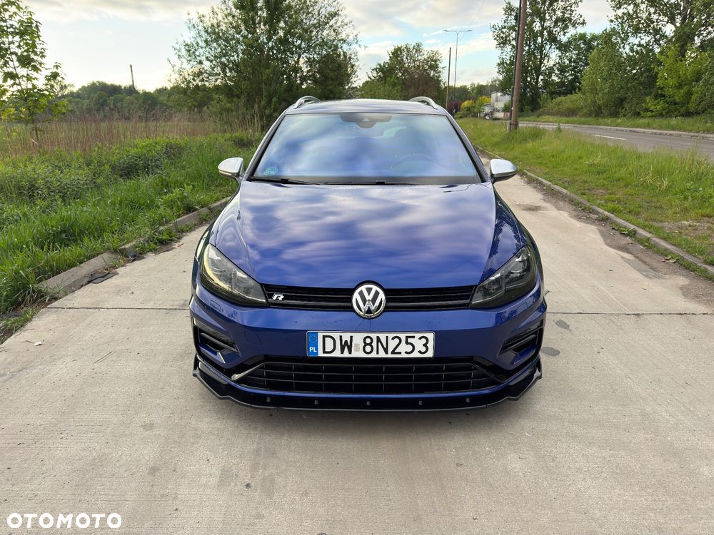 Volkswagen Golf - 2