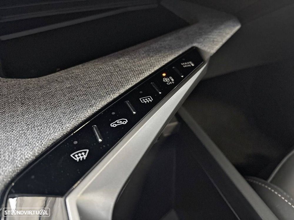 Peugeot 3008 1.2 Hybrid Allure e-DCS6 - 22