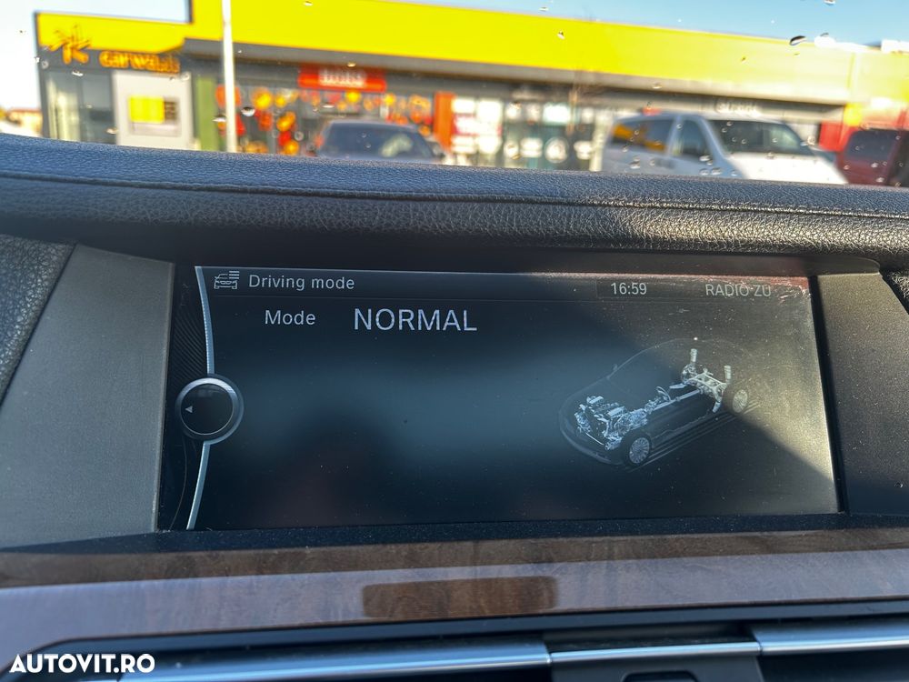 BMW Seria 7 740d Aut. - 16