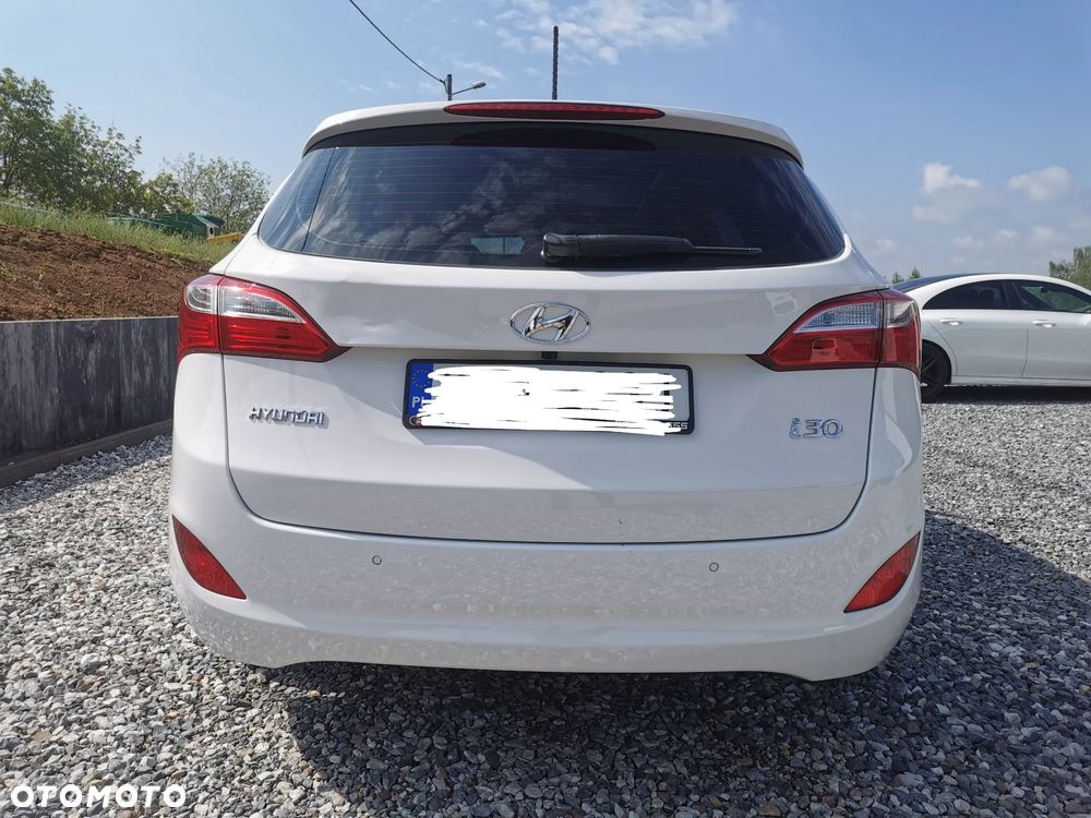 Hyundai i30 1.6 CRDi Premium - 13