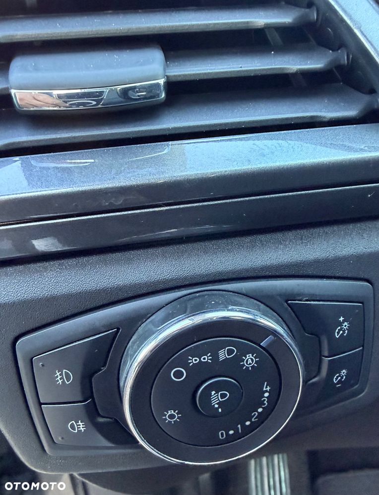 Ford Mondeo - 21