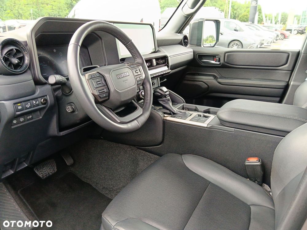 Toyota Land Cruiser LC 2.8 D-4D Invincible - 10