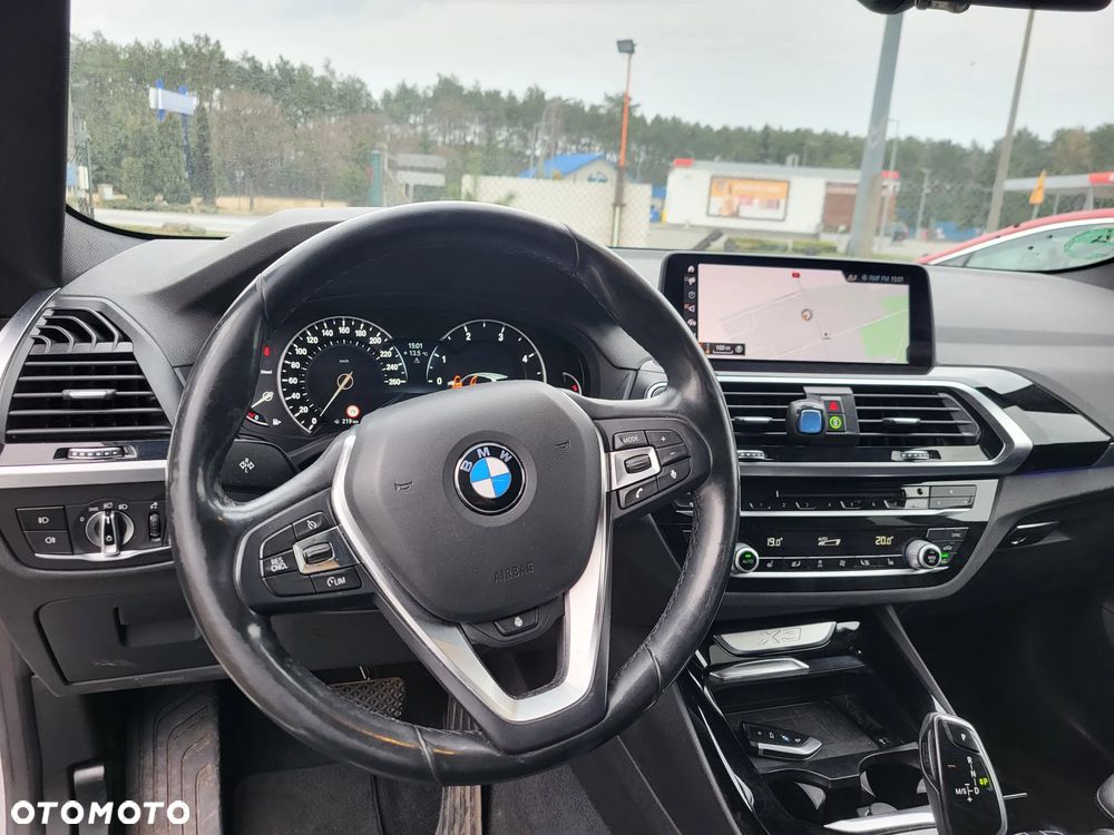BMW X3 xDrive25d xLine - 9