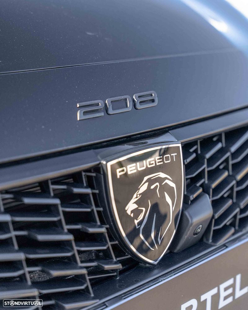Peugeot 208 1.2 Hybrid GT e-DCS6 - 4