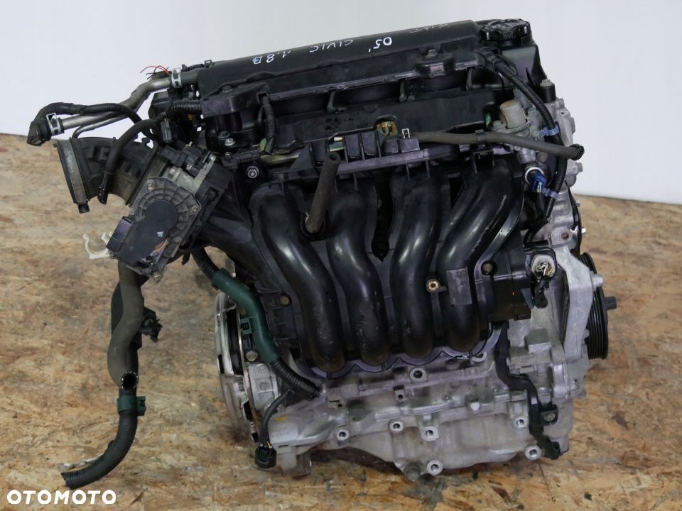 SILNIK HONDA CIVIC VIII UFO 1.8 B R18A2 - 1
