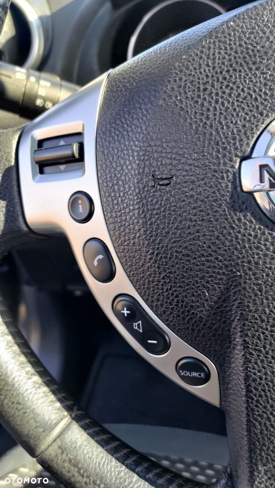 Nissan Qashqai - 14