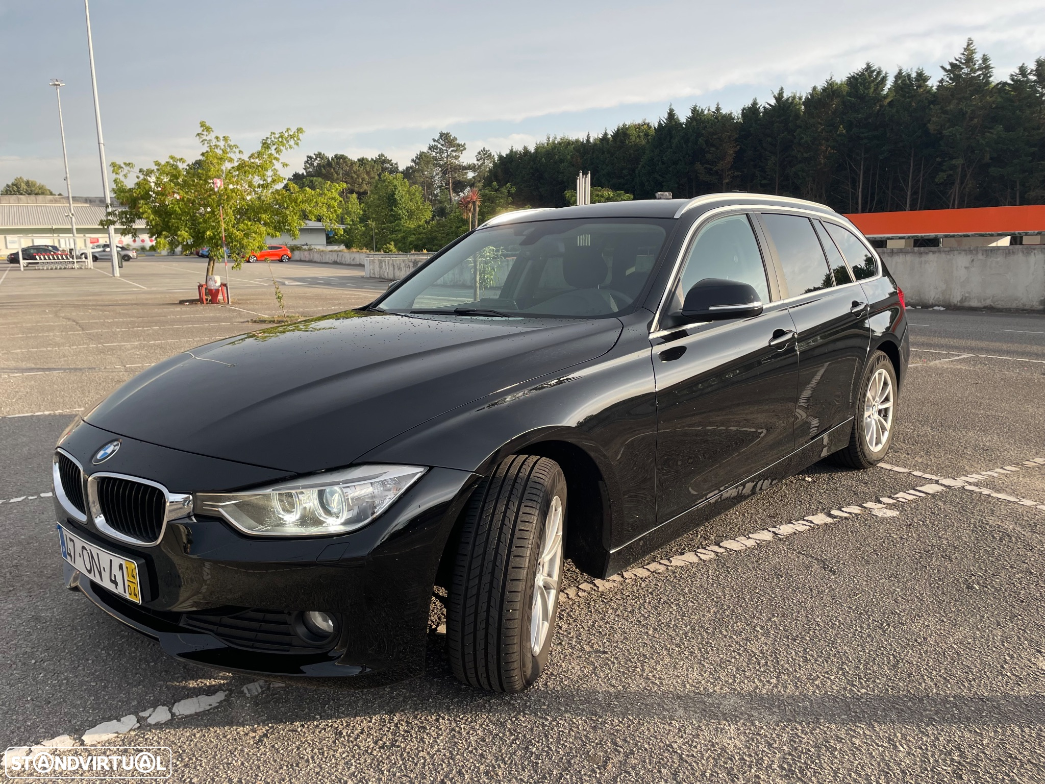 BMW 318 d Touring Auto - 2