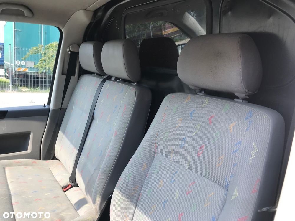 Volkswagen Transporter - 27