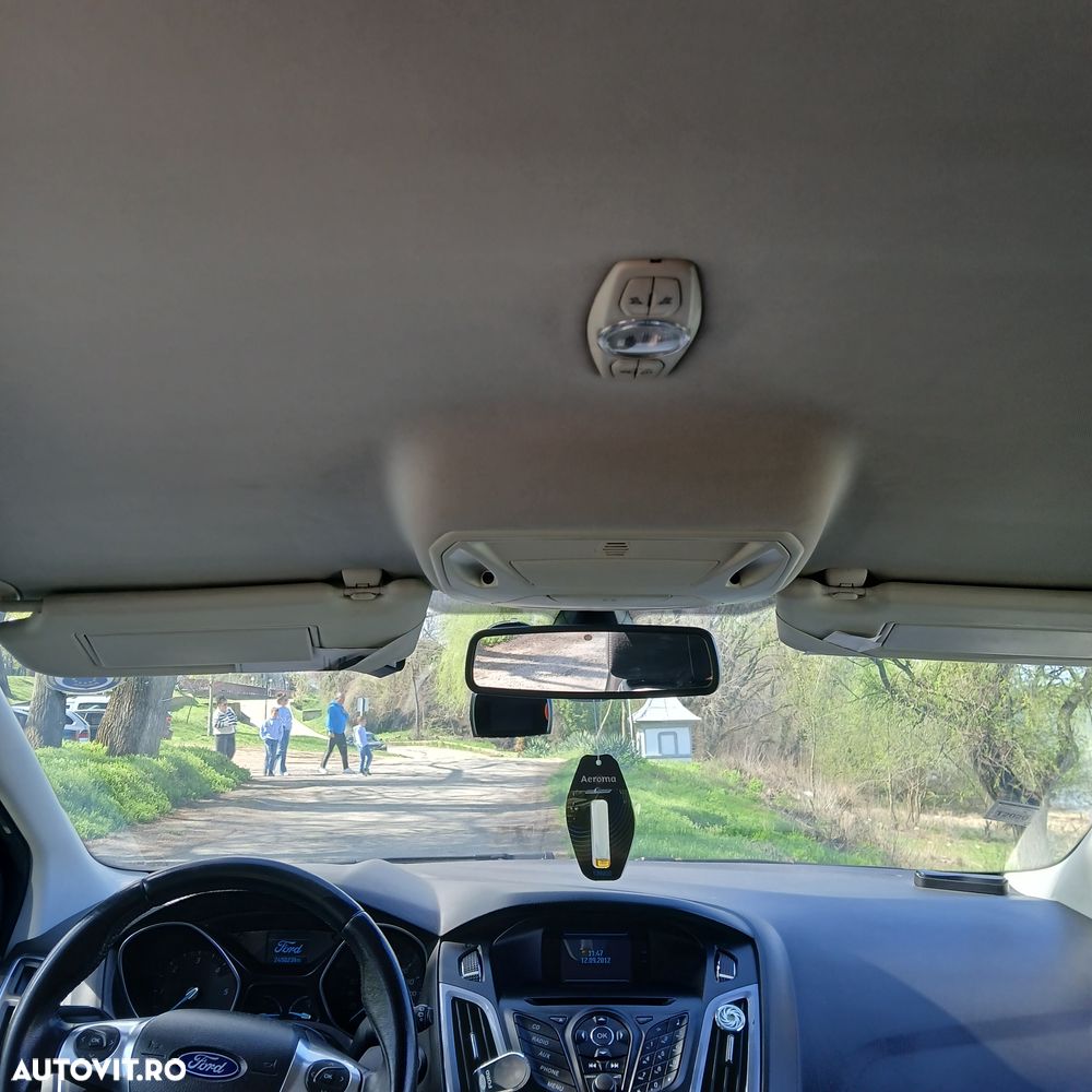 Ford Focus 1.6 TDCI DPF Titanium - 13