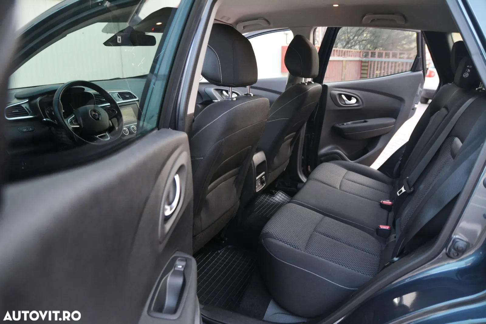 Renault Kadjar BLUE dCi 115 EDC BOSE EDITION - 11