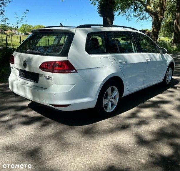 Volkswagen Golf - 4