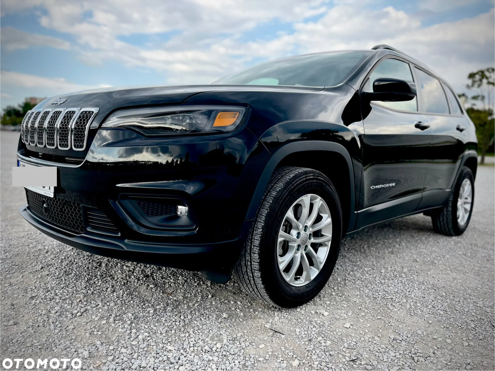 Jeep Cherokee - 2