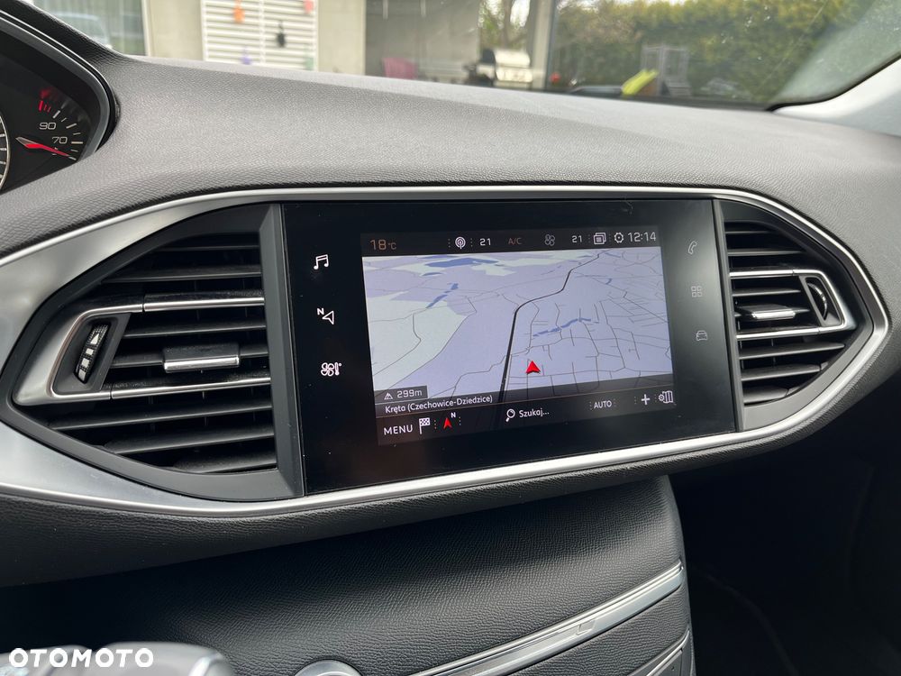 Peugeot 308 BlueHDi FAP 130 Stop & Start Allure Pack - 27