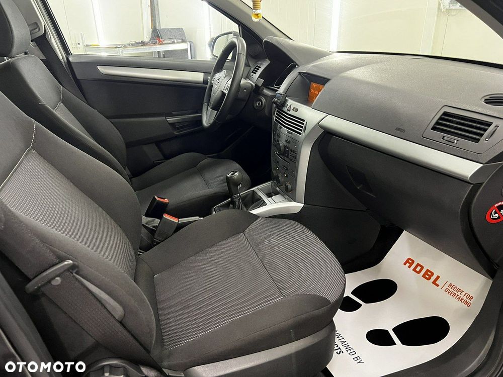 Opel Astra - 11