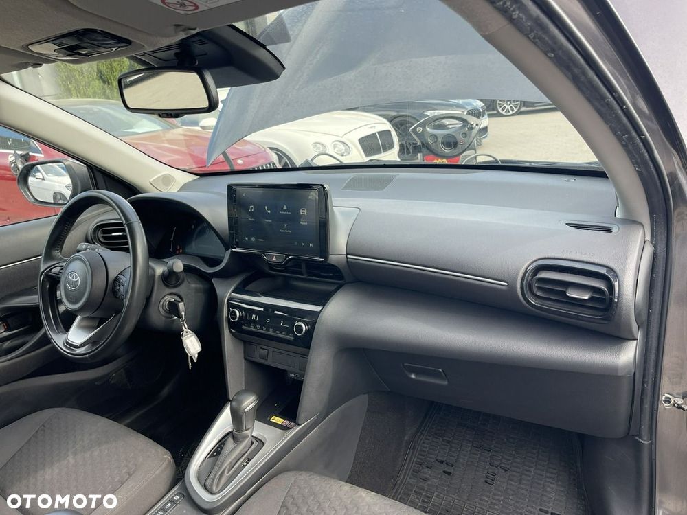 Toyota Yaris Cross Hybrid 1.5 Active - 11
