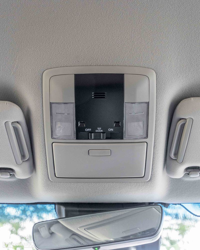 Toyota Land Cruiser Prado - 21