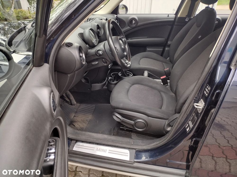 MINI Countryman One D - 4