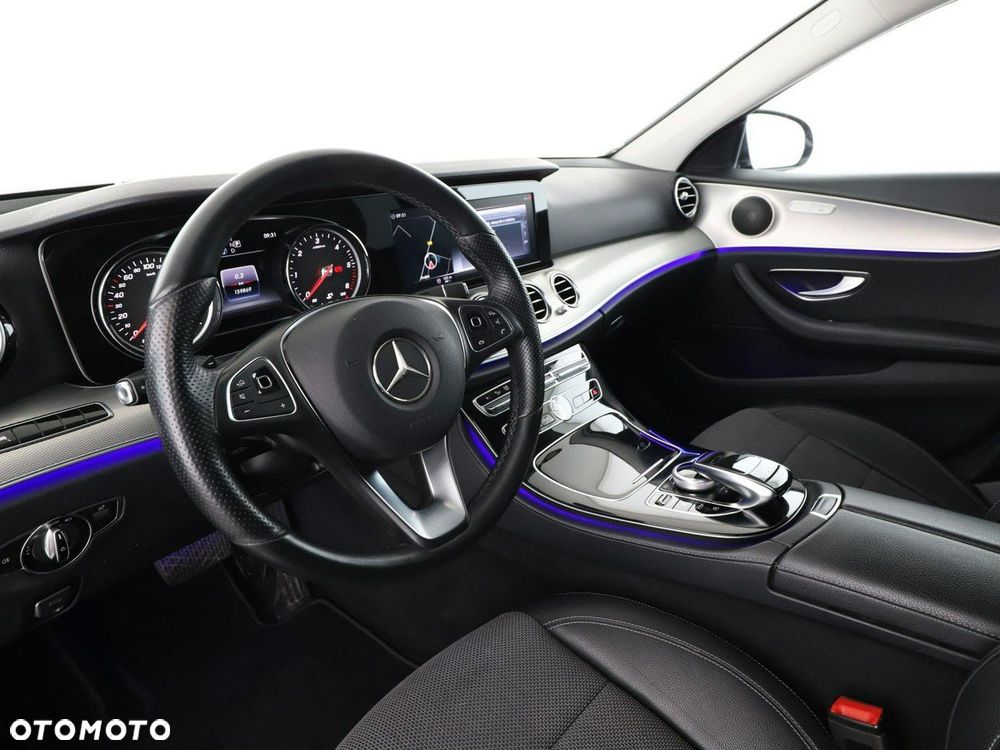 Mercedes-Benz Klasa E 220 d Avantgarde - 15