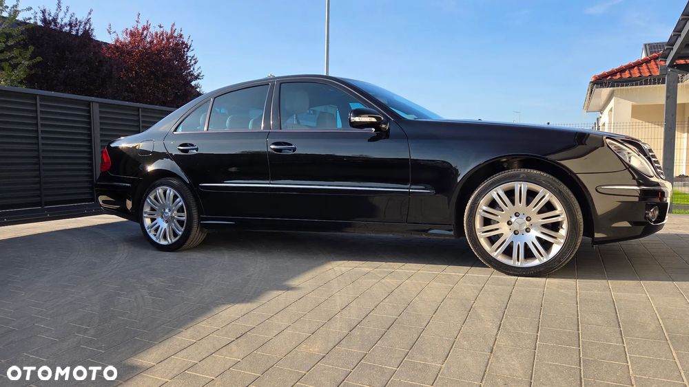 Mercedes-Benz Klasa E 500 7G-TRONIC Avantgarde BusinessEDITION - 4