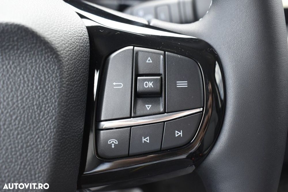 Ford Tourneo Courier - 21