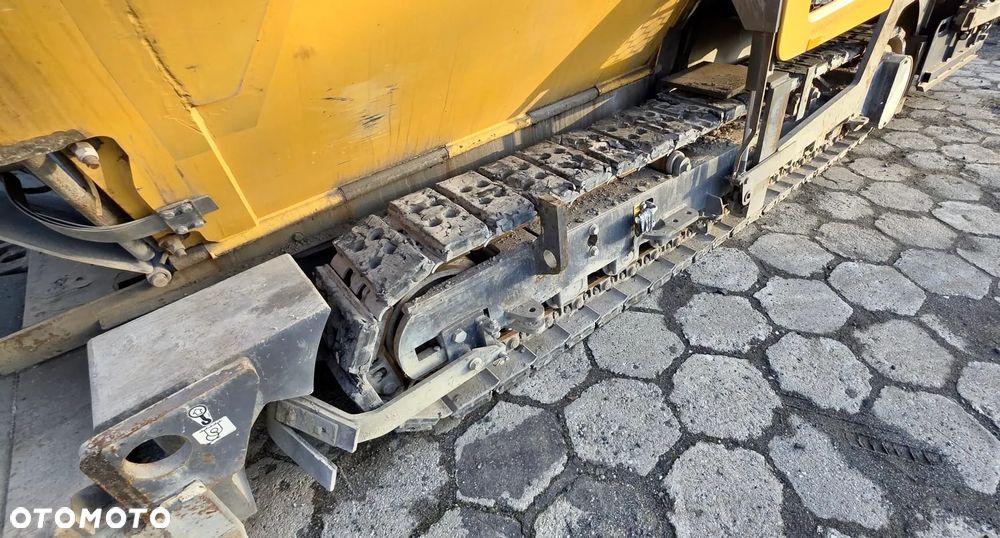 Volvo Rozściełacz Gąsienicowy Volvo P8820C - 8