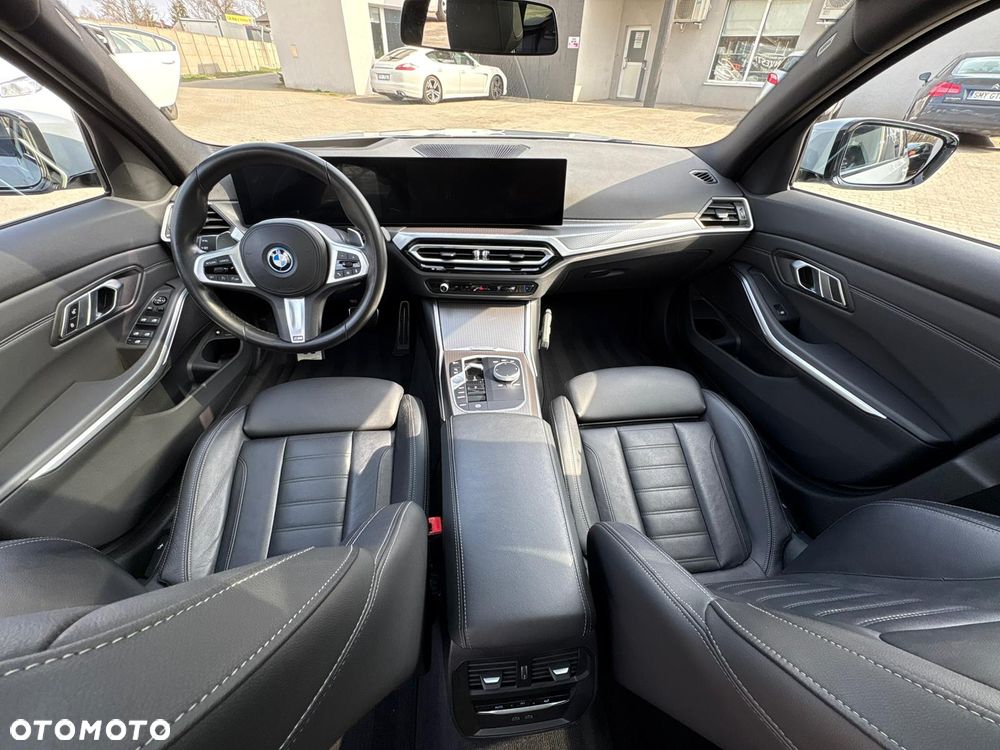 BMW Seria 3 320e M Sport sport - 19