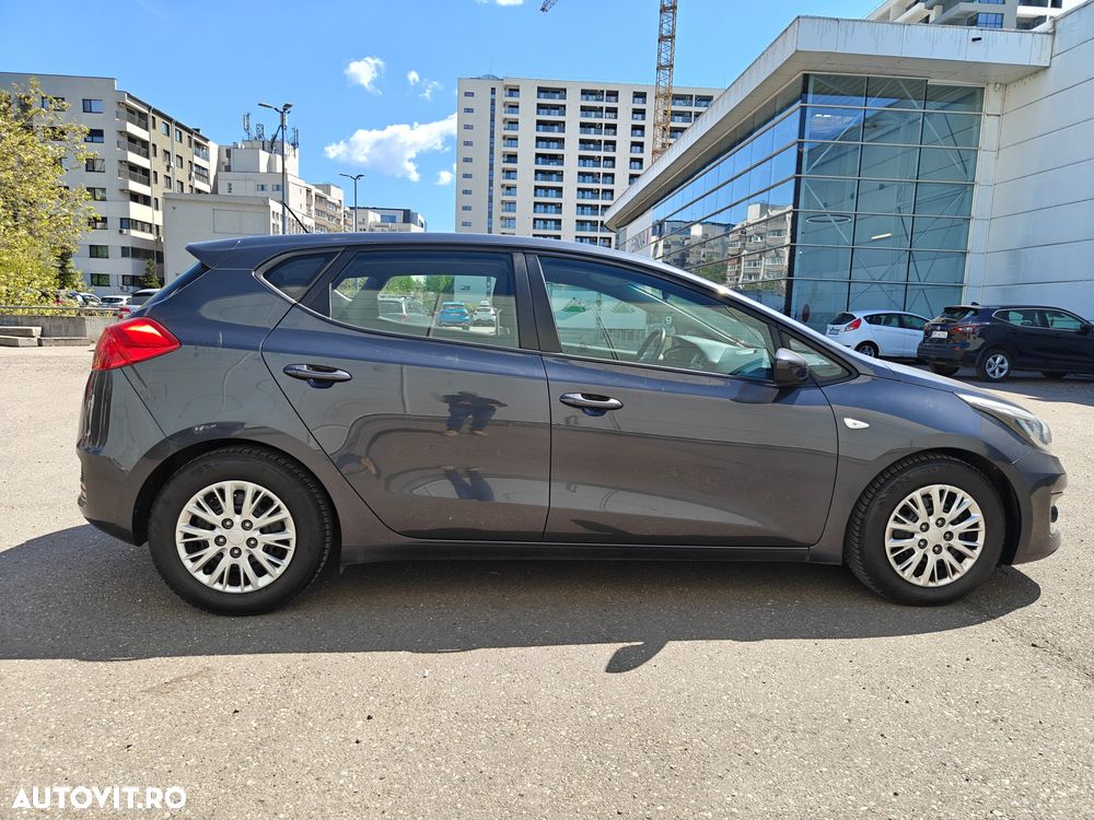 Kia Ceed - 5