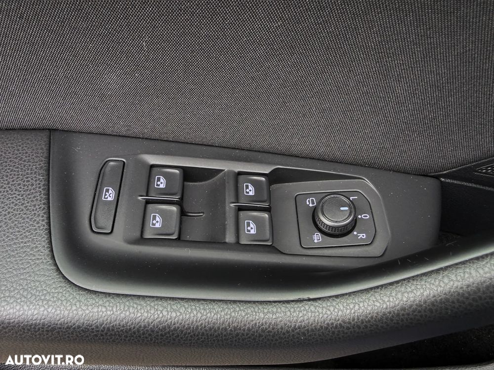 Volkswagen Passat 1.6 TDI SCR DSG Comfortline - 14