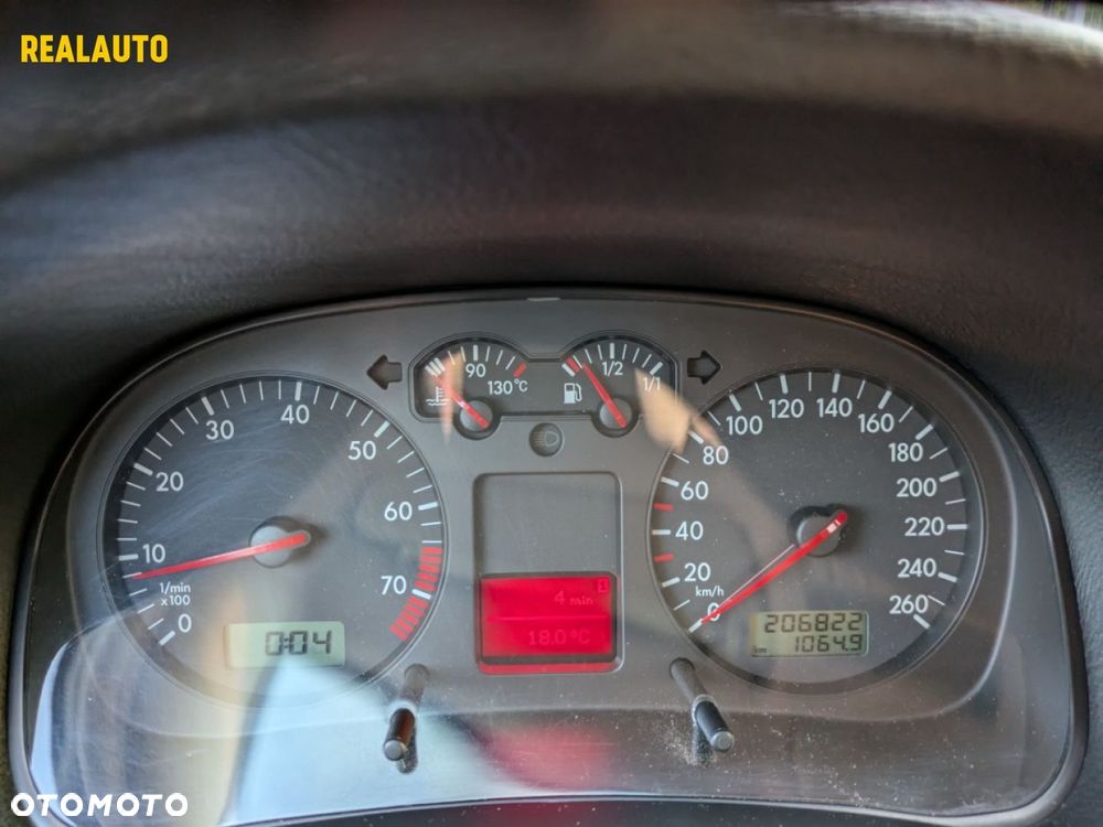 Volkswagen Golf - 17