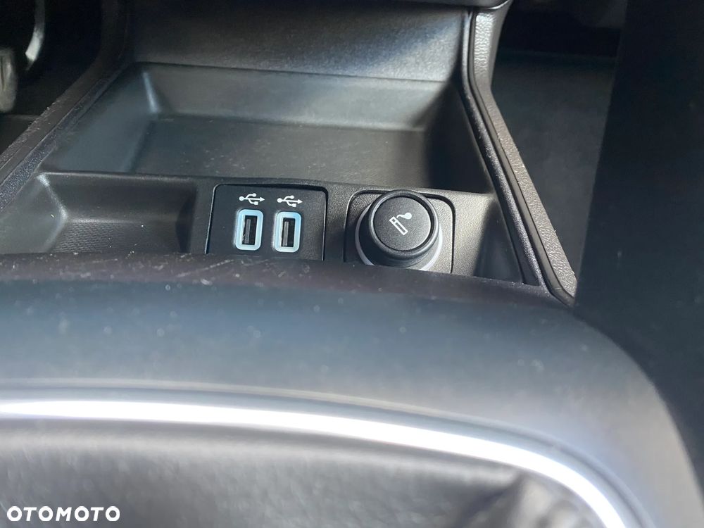 Ford Mondeo 2.0 TDCi Titanium - 20