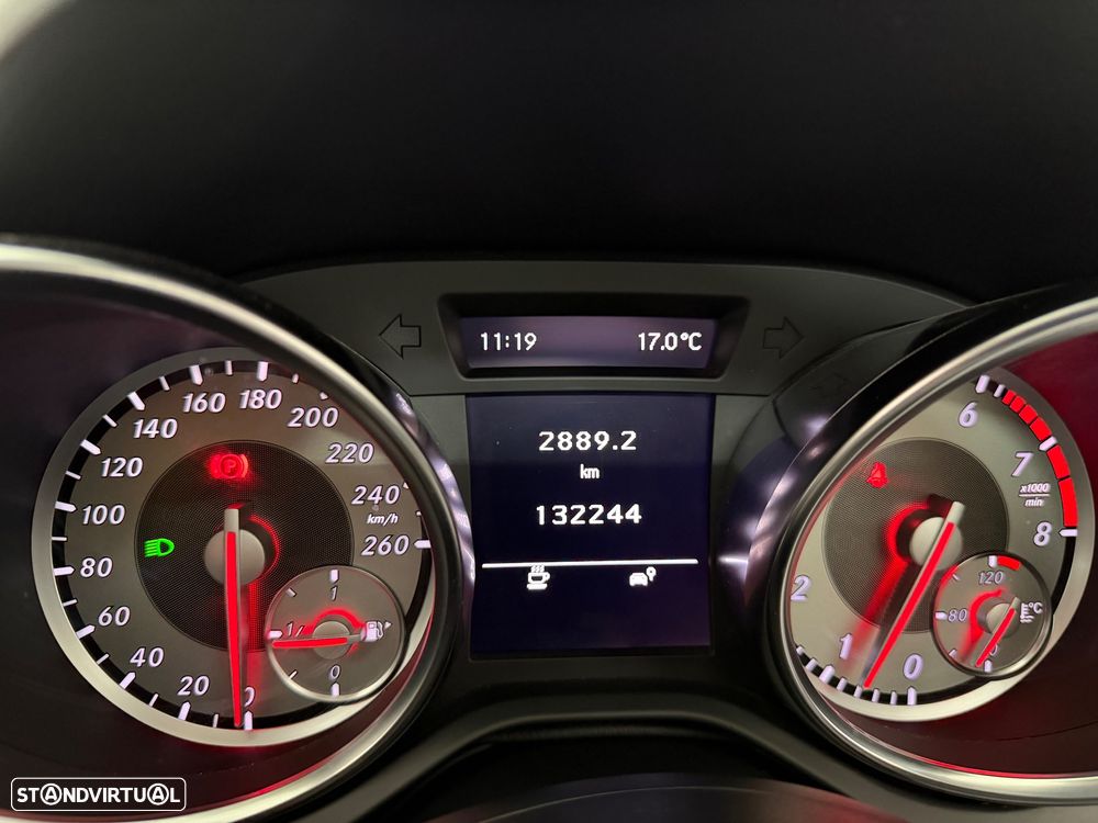 Mercedes-Benz SLK 200 (BlueEFFICIENCY) - 18