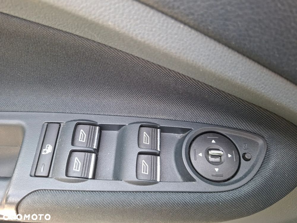 Ford C-MAX 1.6 TDCi Titanium - 22