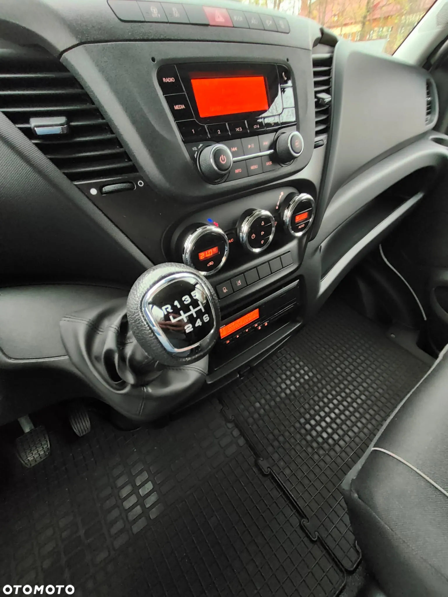 Iveco DAILY 50C18 - 14
