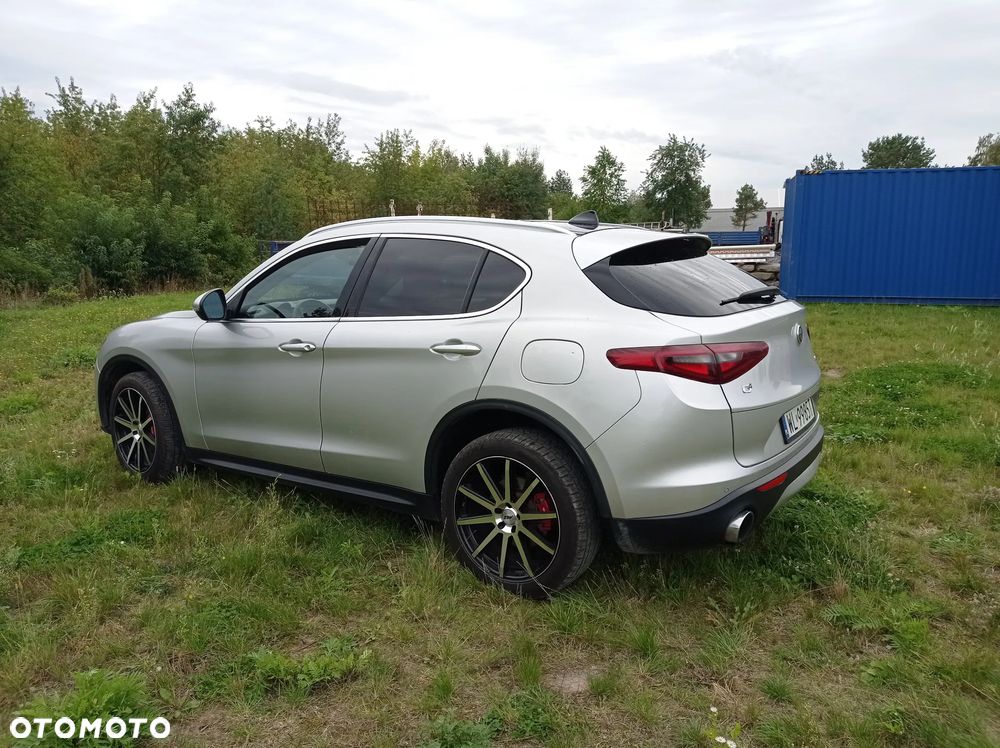 Alfa Romeo Stelvio - 3
