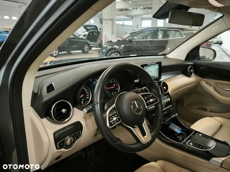 Mercedes-Benz GLC - 4