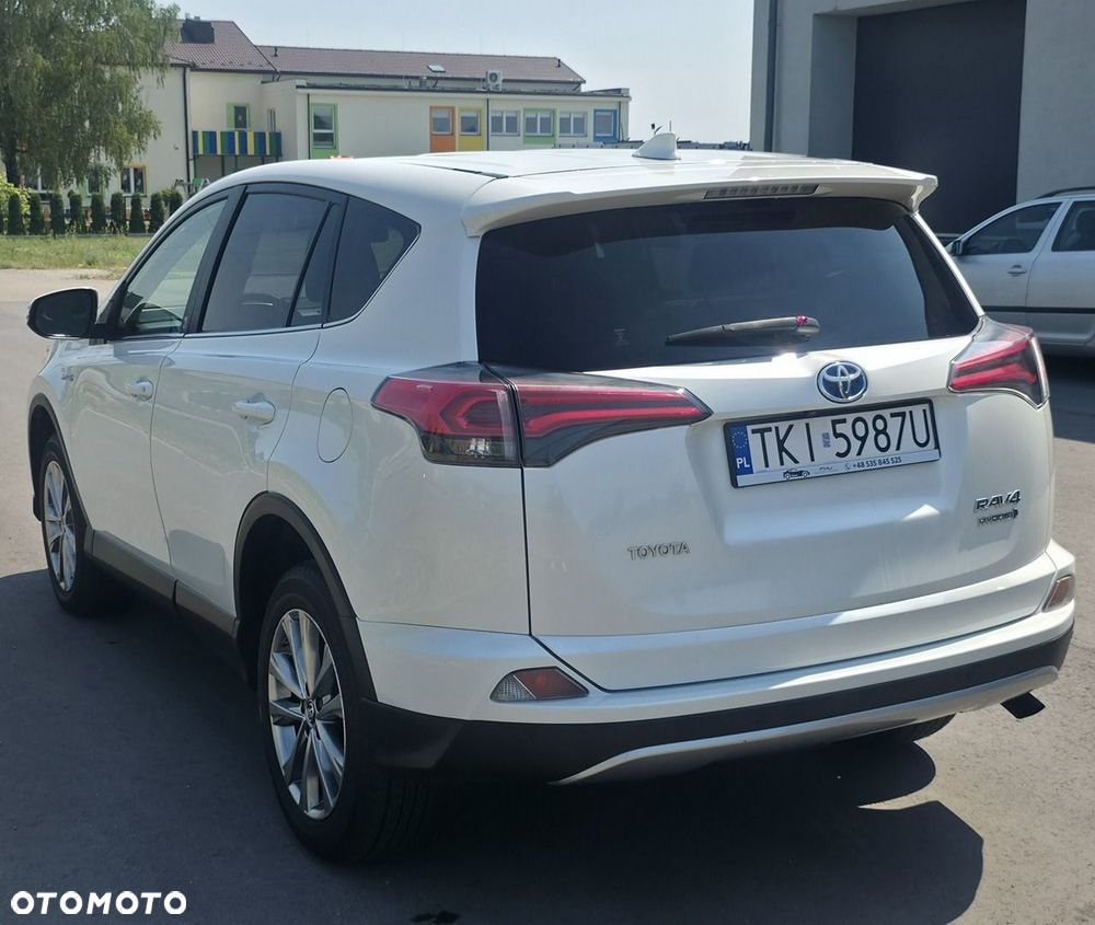 Toyota RAV4 - 4