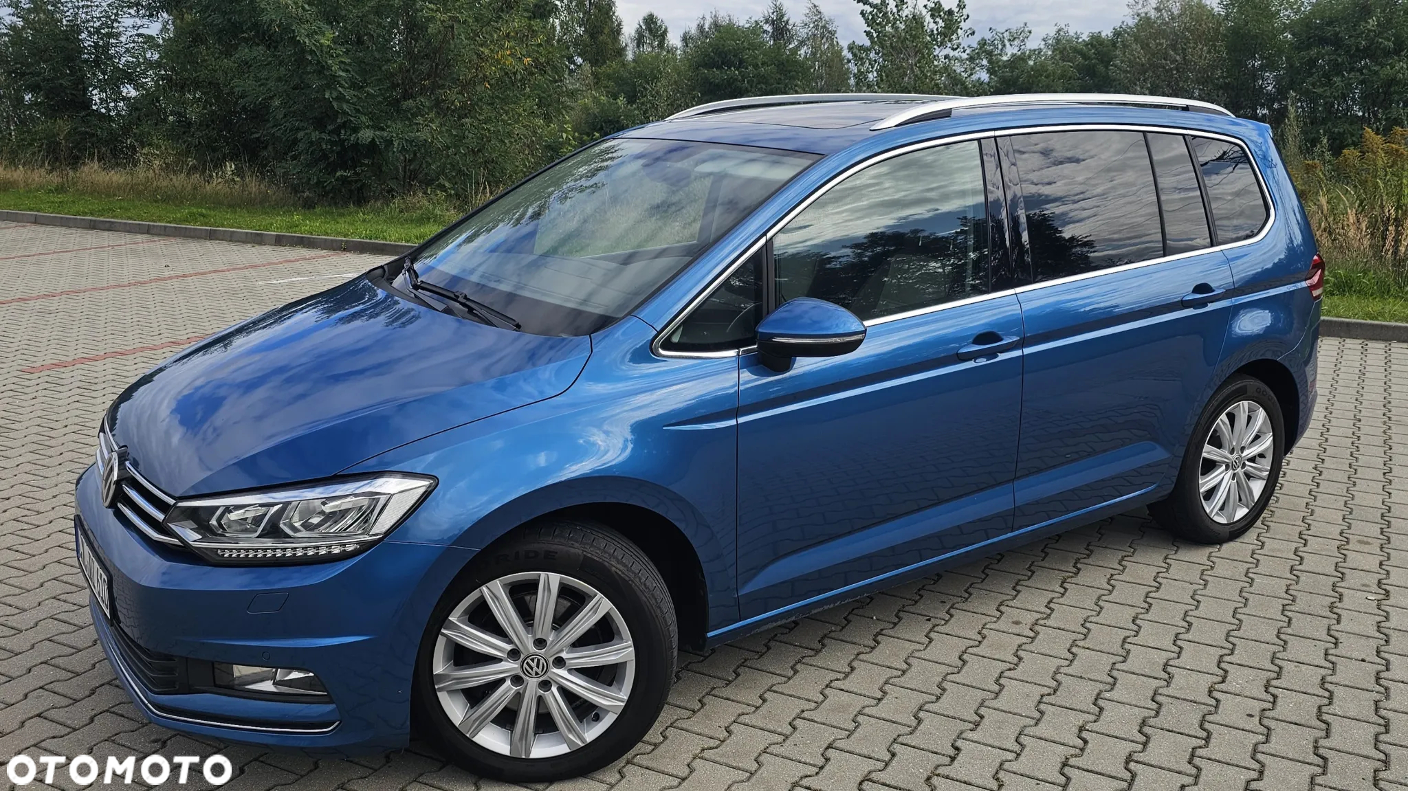 Volkswagen Touran 2.0 TDI BMT Highline - 3