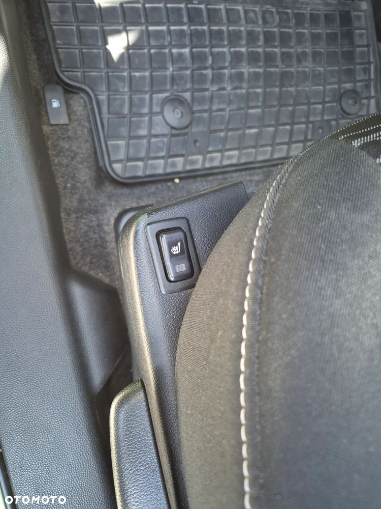 Mazda 2 1.3 Impression - 11