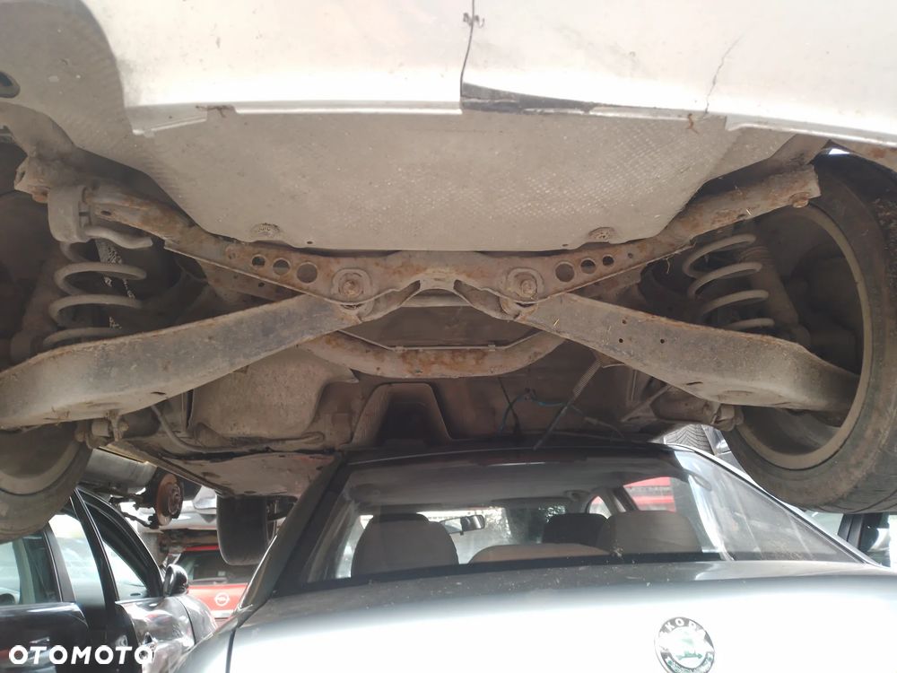 AUDI A3 8P 03-08 2.0 TDI LY7W   LAMPA  TYŁ PRAWA LEWA - 19