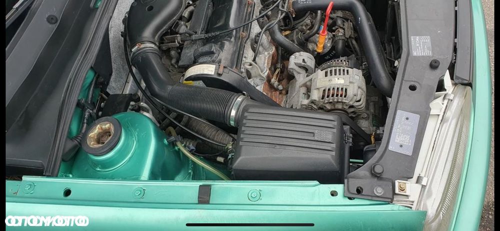 Volkswagen Golf - 5