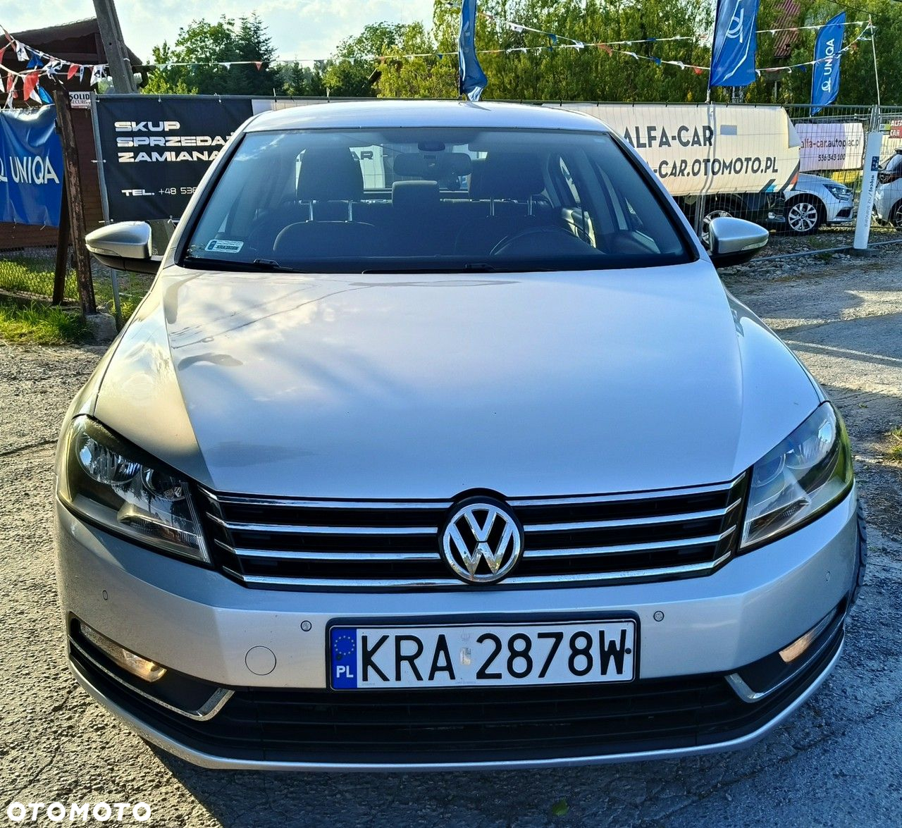 Volkswagen Passat - 4