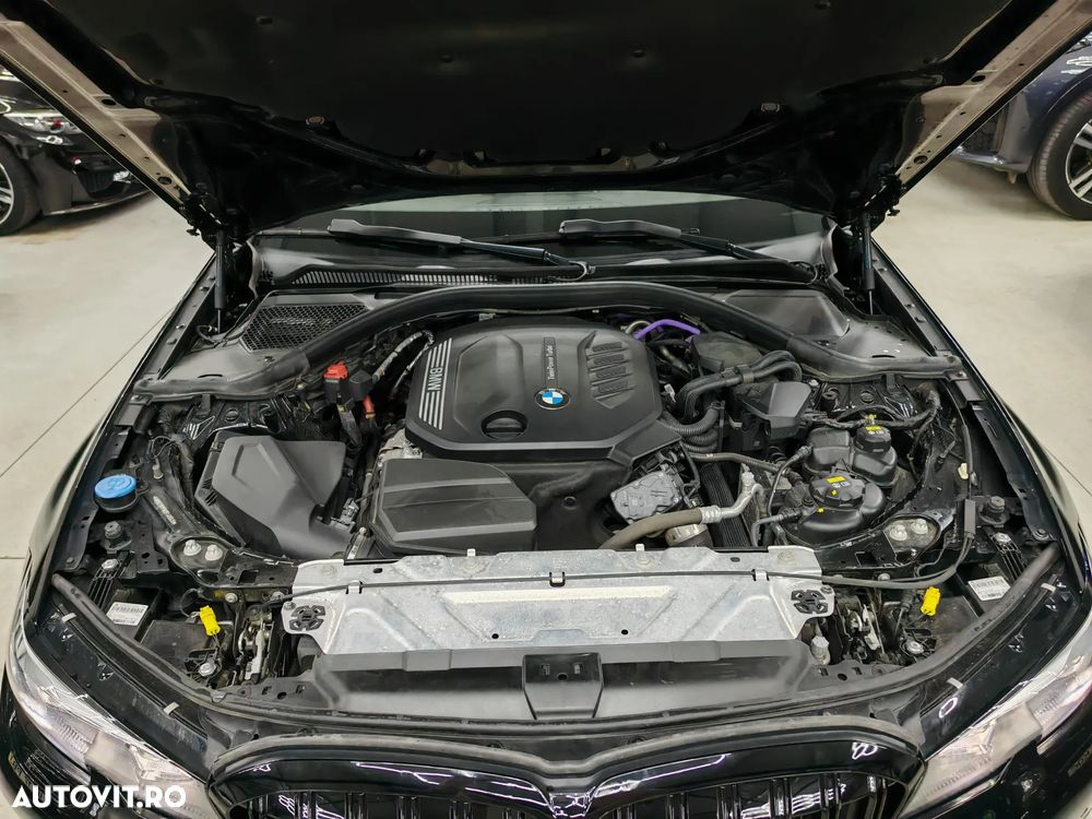 BMW Seria 3 320d AT MHEV - 38