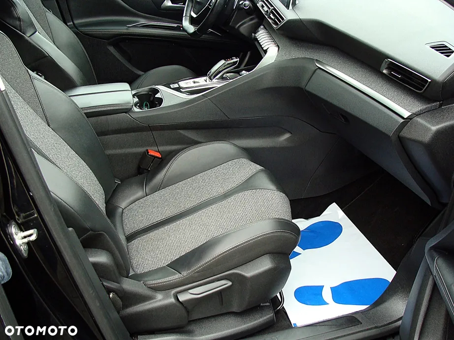 Peugeot 3008 BlueHDi 130 Stop & Start EAT8 Allure - 12