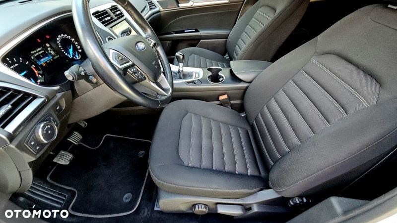 Ford Mondeo 2.0 TDCi Titanium - 27