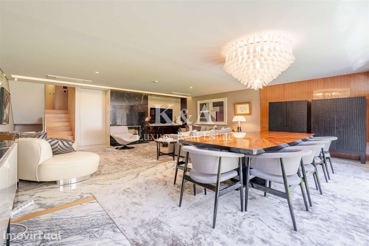 Moradia T4 com piscina na Foz - Grande imagem: 4/14