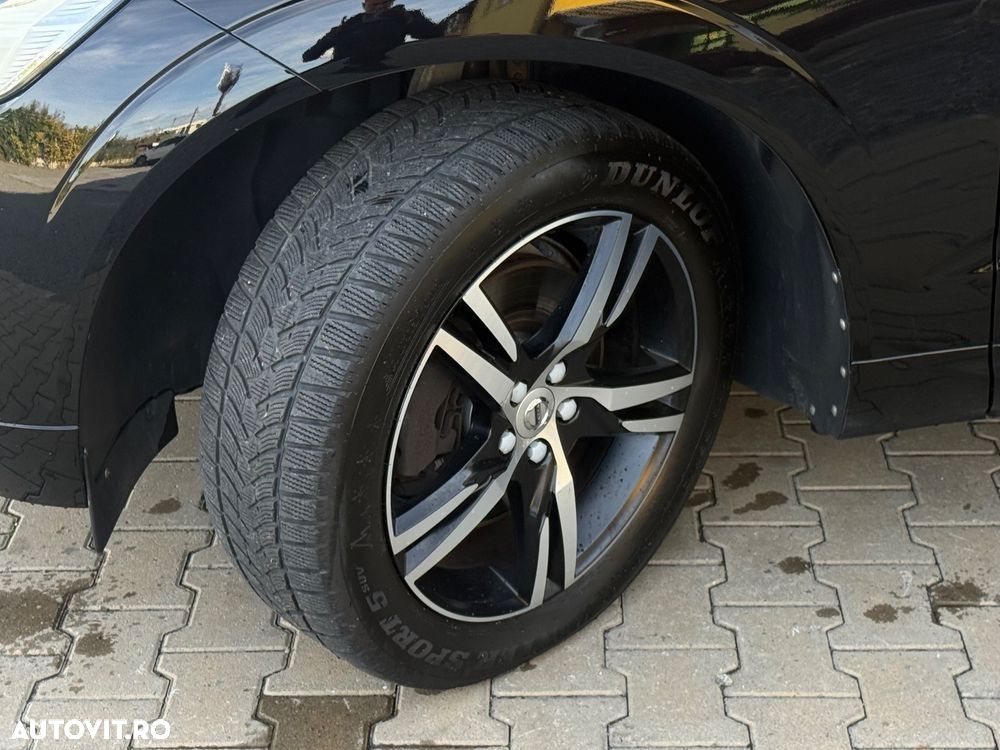 Volvo XC 60 B4 D AWD Geartronic Momentum - 36