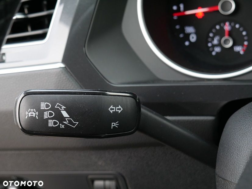 Volkswagen Tiguan - 25