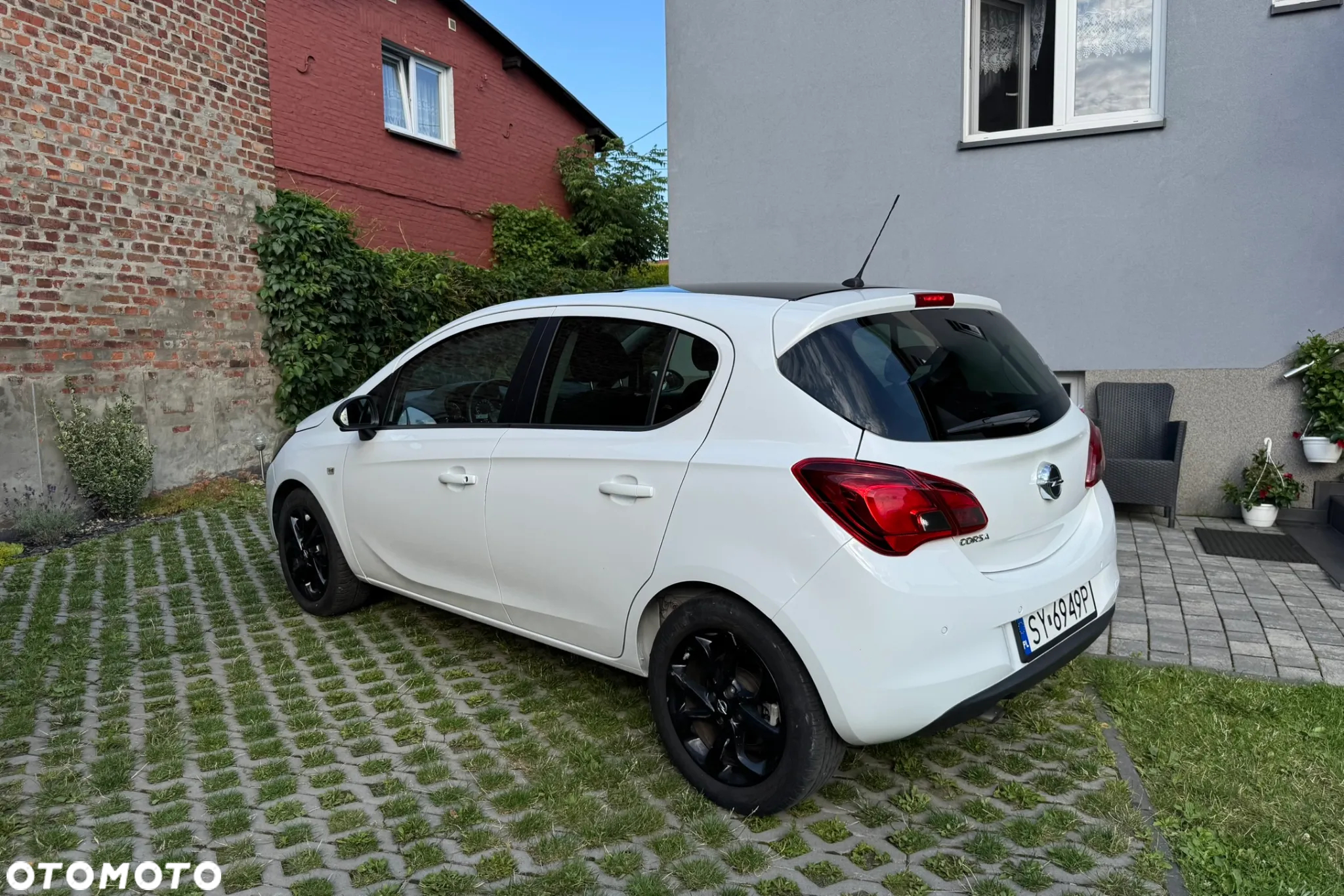 Opel Corsa 1.4 T Color Edition S&S - 4