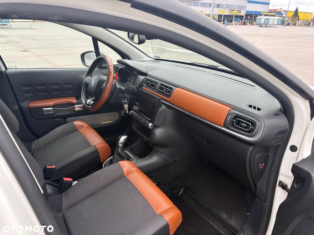 Citroën C3 1.2 PureTech Shine S&S - 13